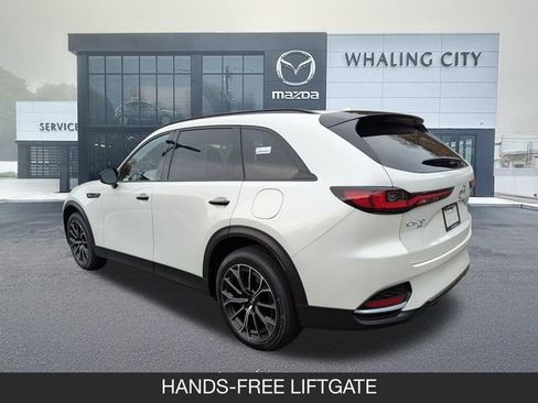 Certified 2025 MAZDA CX-70 Plug-In Hybrid w/ Premium Pkg AWD/4WD image 5
