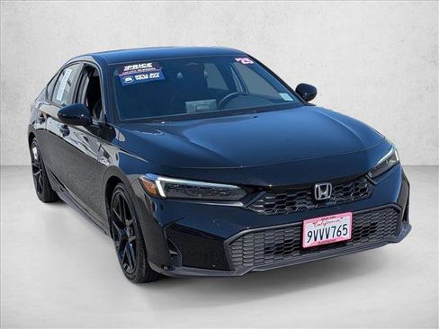 Certified 2025 Honda Civic Sport image 3