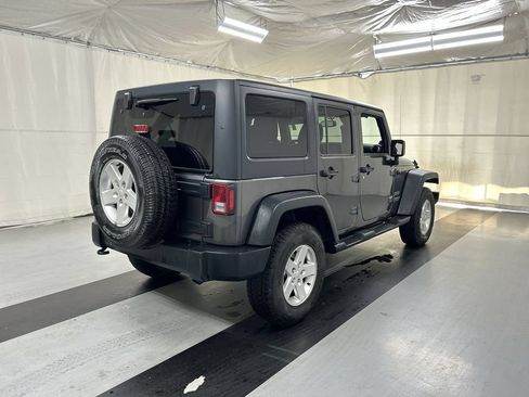 Used 2014 Jeep Wrangler Unlimited Sport w/ Quick Order Package 24S AWD/4WD image 2