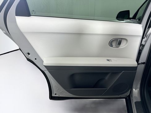 Used 2024 Hyundai Ioniq 5 SEL image 26