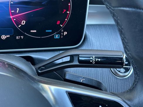Certified 2025 Mercedes-Benz C 300 4MATIC Sedan image 23