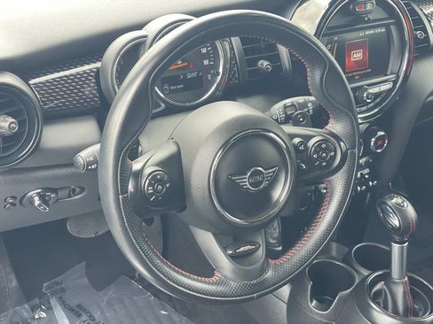 Used 2019 MINI Cooper S w/ Premium Package FWD image 7