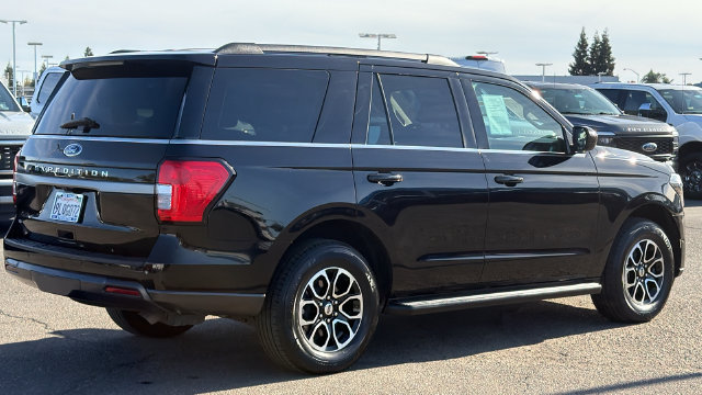 Certified 2024 Ford Expedition XLT AWD/4WD image 3