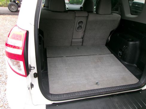 Used 2012 Toyota RAV4 4WD w/ Value Pkg image 20