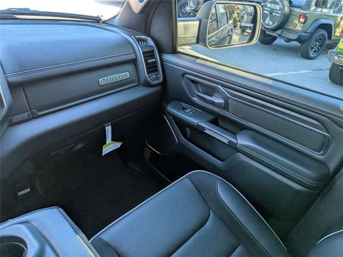Certified 2025 RAM 1500 Laramie image 19