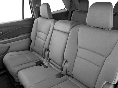 Used 2016 Honda Pilot EX image 16