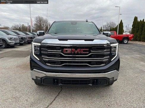 New 2026 GMC Sierra 1500 SLT w/ SLT Premium Package image 9