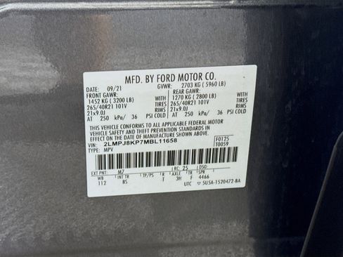 Used 2021 Lincoln Nautilus Reserve w/ Equipment Group 202A image 40