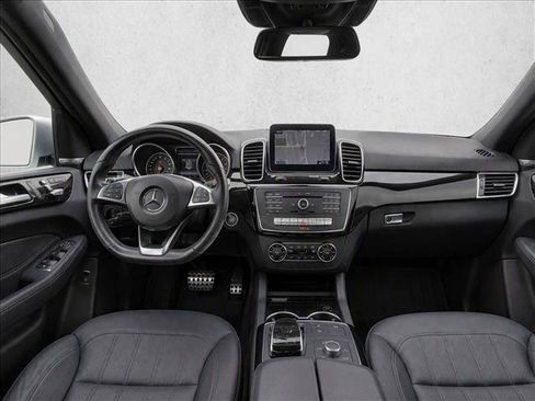 Certified 2019 Mercedes-Benz GLE 400 4MATIC image 26