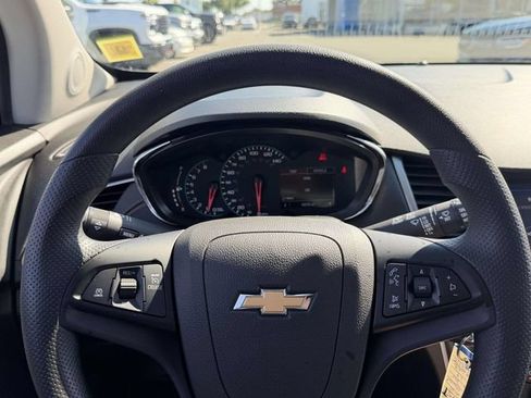 Certified 2020 Chevrolet Trax LT FWD image 31