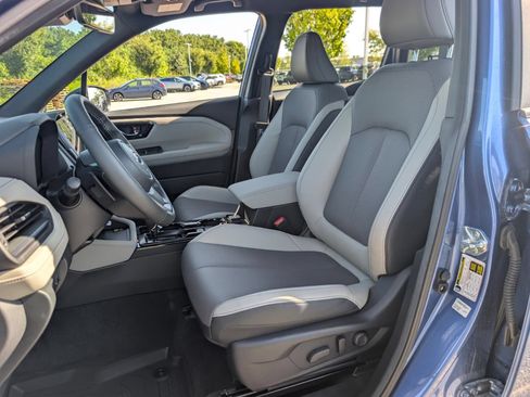 Used 2026 Subaru Forester Limited AWD/4WD image 29