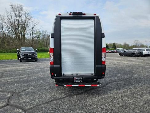 Used 2024 RAM ProMaster 3500 w/ Delivery Van Package FWD image 8