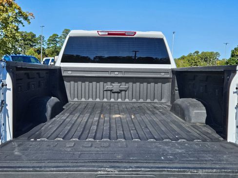 Used 2024 Chevrolet Silverado 2500 LT image 28