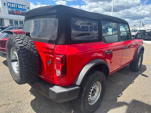 Used 2023 Ford Bronco 4-Door AWD/4WD image 13