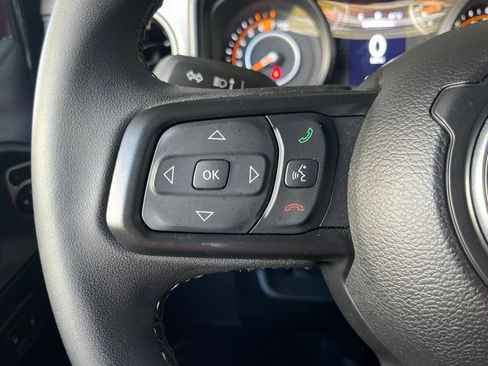 Used 2025 Jeep Wrangler Unlimited Sport AWD/4WD image 29