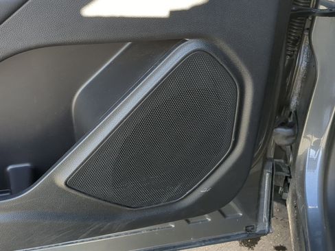 Used 2025 Ford Explorer ST-Line w/ ST-Line Street Pack image 15