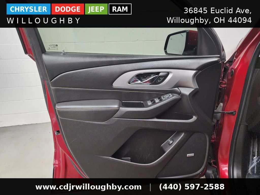 Used 2019 Chevrolet Traverse RS w/ LPO, Floor Liner Package AWD/4WD image 11
