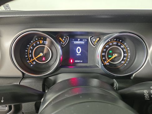 Used 2022 Jeep Wrangler Unlimited Sport AWD/4WD image 21