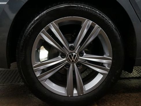 Certified 2023 Volkswagen Jetta SE image 84