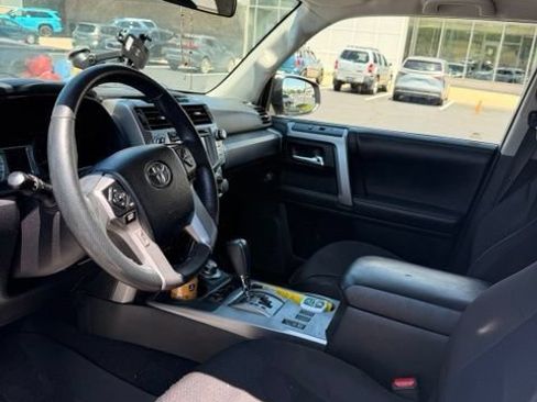 Used 2019 Toyota 4Runner SR5 AWD/4WD image 13