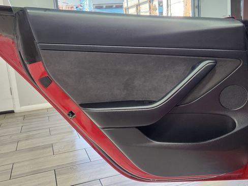 Used 2021 Tesla Model 3 Standard Range Plus image 12