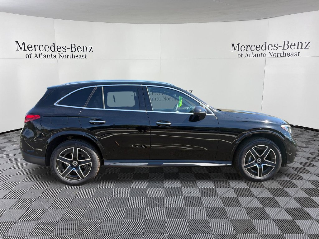 Used 2026 Mercedes-Benz GLC 300 image 8