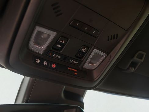 Used 2019 Cadillac XT4 Sport FWD image 25