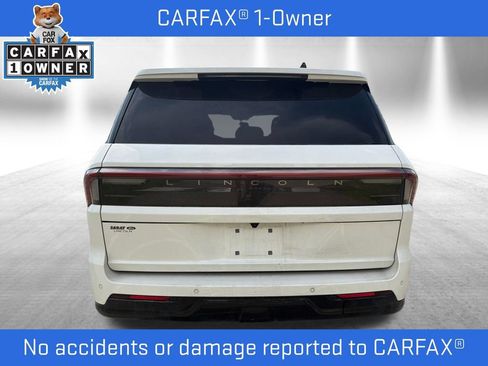 Used 2025 Lincoln Navigator Black Label AWD/4WD image 4