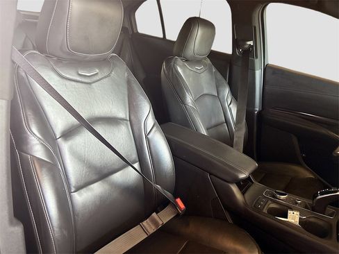 Used 2022 Cadillac XT4 Luxury w/ Cold Weather Package image 26