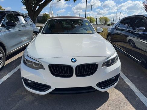 Used 2020 BMW 230i xDrive Convertible w/ Premium Package image 2