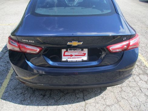 Used 2019 Chevrolet Malibu LT FWD image 18