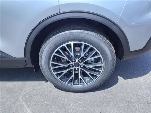 New 2024 Ford Escape SE FWD image 5