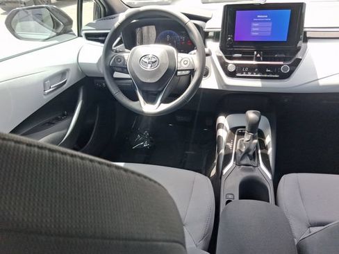 Used 2026 Toyota Corolla SE FWD image 8