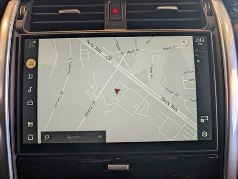 New 2026 Land Rover Discovery S image 18