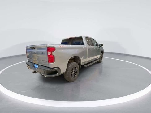 Used 2024 Chevrolet Silverado 1500 Custom Trail Boss w/ LPO, Dark Essentials Package image 8