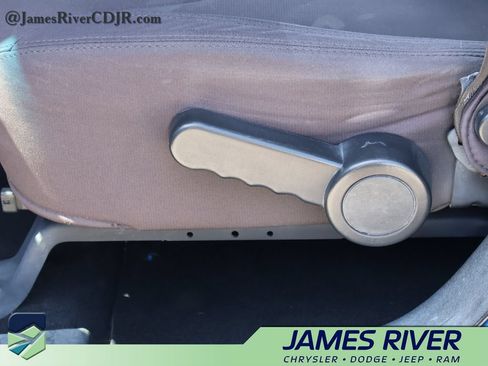 Used 2014 Jeep Wrangler Unlimited Sport AWD/4WD image 23