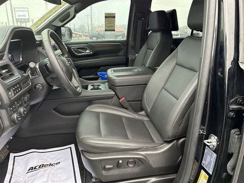 Used 2024 Chevrolet Tahoe Z71 w/ Off-Road Capability Package image 11