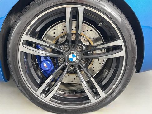 Used 2018 BMW M2 RWD image 30