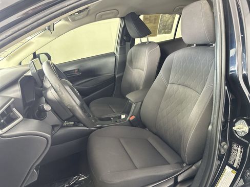 Used 2023 Toyota Corolla LE image 11