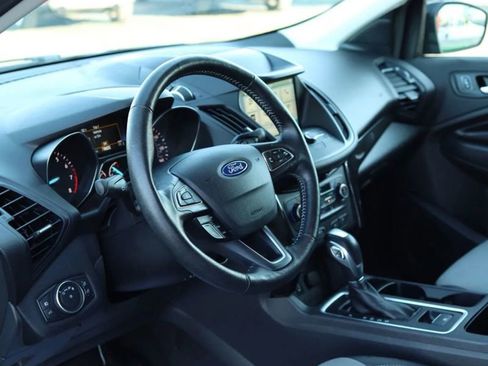 Used 2019 Ford Escape SE AWD/4WD image 28