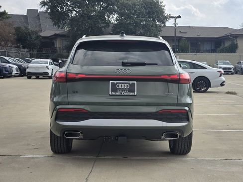 New 2025 Audi Q5 Prestige image 9