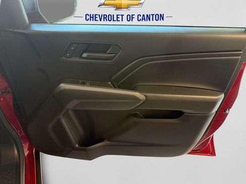 New 2026 Chevrolet Colorado Trail Boss w/ Midnight Edition AWD/4WD image 14