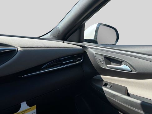 New 2026 Buick Envista Avenir FWD image 11