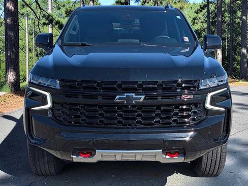 Used 2024 Chevrolet Tahoe Z71 w/ Luxury Package AWD/4WD image 9