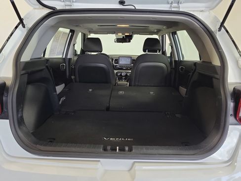 Used 2022 Hyundai Venue SEL w/ Cargo Package FWD image 27
