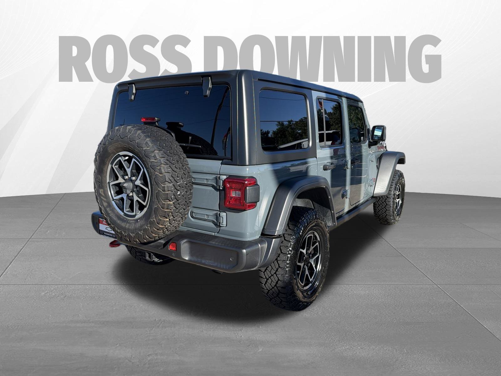 Used 2024 Jeep Wrangler Unlimited Rubicon w/ Technology Group AWD/4WD image 4