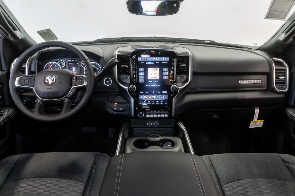 New 2027 RAM 3500 Big Horn AWD/4WD image 25