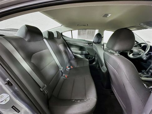 Used 2019 Hyundai Elantra SE w/ Cargo Package image 11
