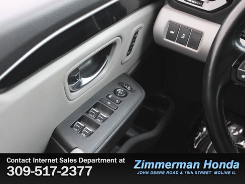 Used 2024 Honda Pilot EX-L image 16