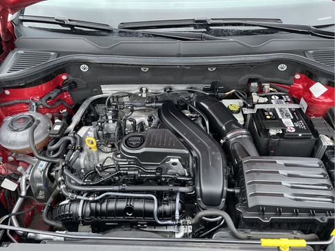 Used 2022 Volkswagen Taos SE image 11